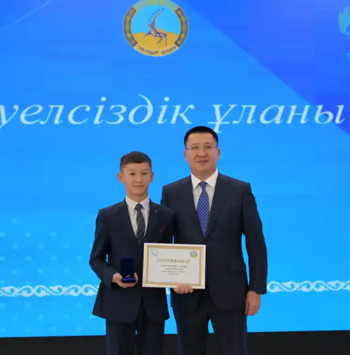 В Павлодаре в канун Дня Республики наградили лауреатов областной премии «Тәуелсіздік ұланы» (8)