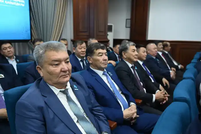 Республиканская научно-практическая конференция «Қызылорданың астаналық кезеңі: тарих пен тағылым» (6)