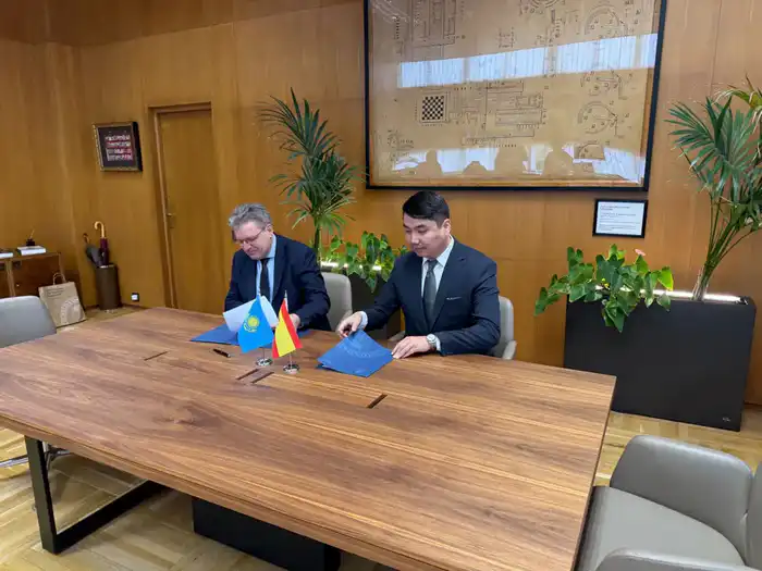 МОК И ПОЛИТЕХНИЧЕСКИЙ УНИВЕРСИТЕТ МАДРИДА ПОДПИСАЛИ МЕМОРАНДУМ (2)