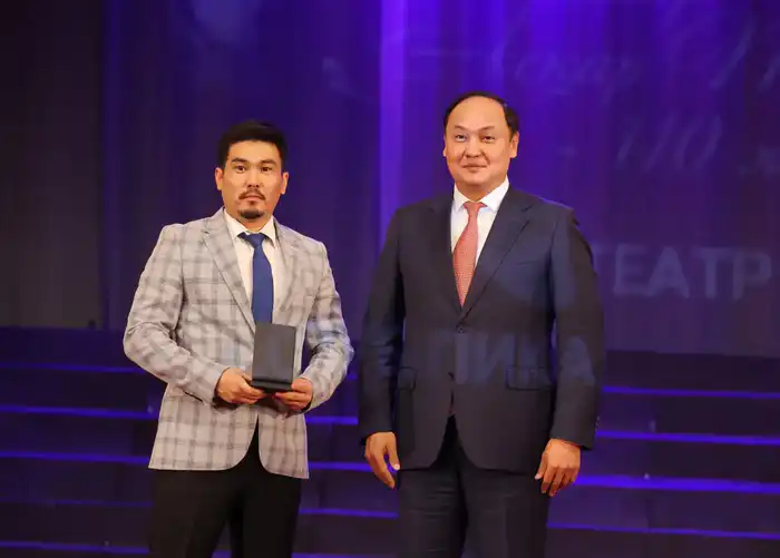 В Таразе стартовал республиканский театральный фестиваль (7)