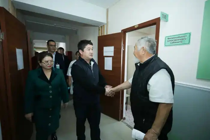 Нурдаулет Килыбай ознакомился с работой социальных объектов Каракиянского района (3)