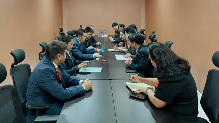 Казахстан подписал с Египтом и Узбекистаном меморандумы о сотрудничестве в области госаудита (2)