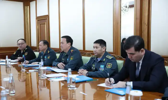 Министр обороны встретился с ветеранами Вооруженных сил (3)