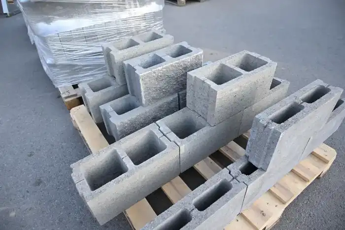 Поддержка местных производителей и единый стиль благоустройства - аким Алматы посетил предприятия и объекты Жетысуского района (3)