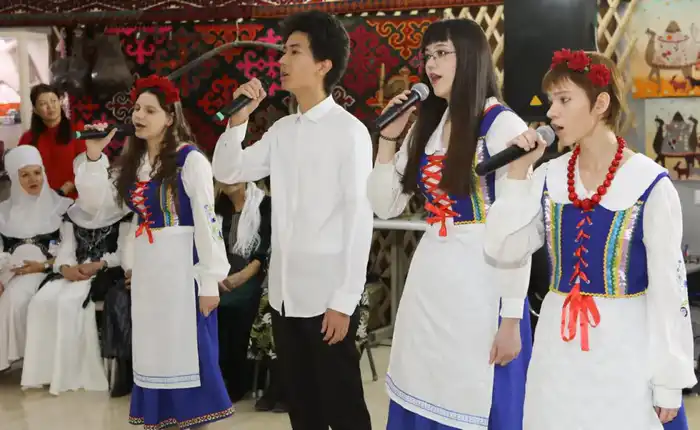 «Под одним шаныраком»: фестиваль дружбы и единства прошел в Астане (5)