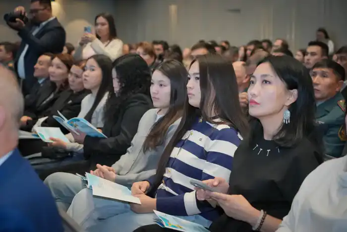 В столице прошла Международная научно-практическая конференция, посвященная Дню Республики (9)