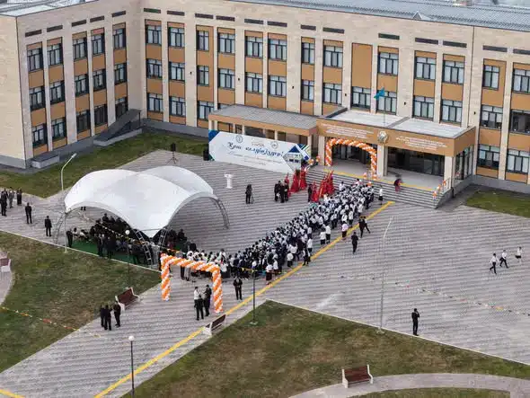 В ЧЕСТЬ ДНЯ РЕСПУБЛИКИ В ТУРКЕСТАНСКОЙ ОБЛАСТИ ОТКРЫЛАСЬ ЕЩЁ ОДНА ШКОЛА (5)
