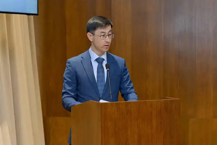 В области Абай обсудили кадровую стабильность и организацию питания в школах (2)