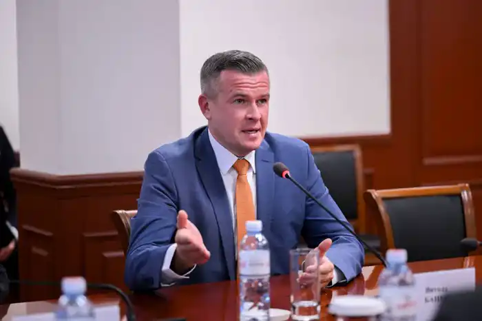 Ербол Мырзабосынов встретился с Президентом Всемирного антидопингового агентства (WADA) (2)
