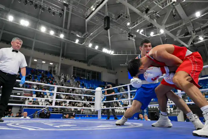 В Семее проходят финальные поединки чемпионата Казахстана по боксу (7)