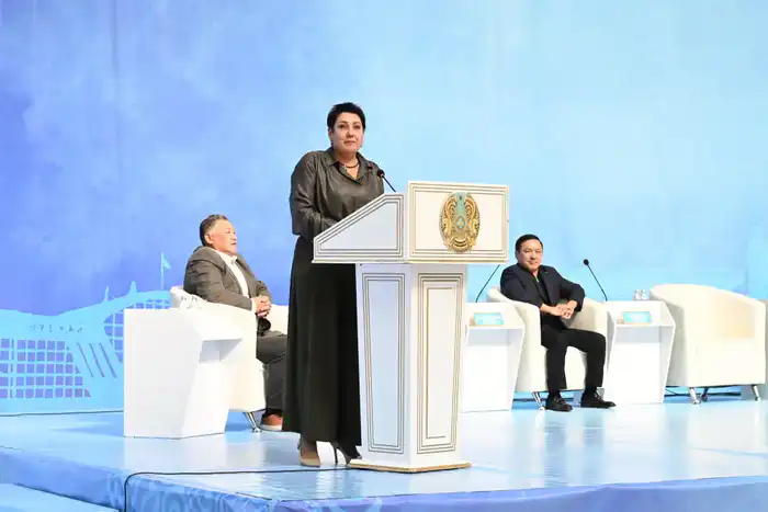 Молодежь Жетісу встретилась с олимпийскими чемпионами (5)