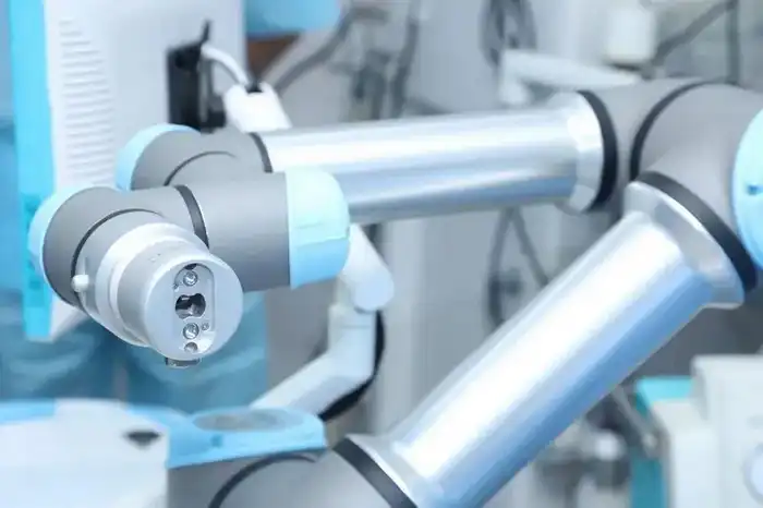 В Караганде робот будет делать операции на мозге (2)