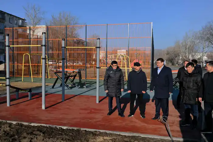 В Семее в микрорайоне «Юность» строится современное общественное пространство (6)