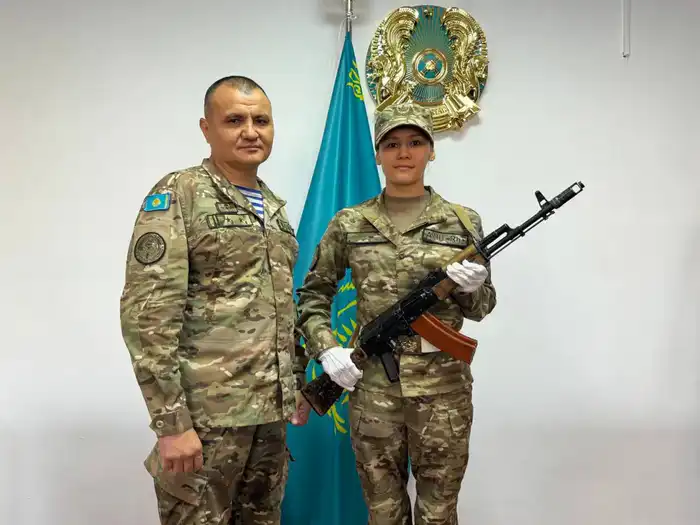 Армейская спортсменка, чемпион мира по боксу Алуа Балкибекова приняла Военную присягу (3)