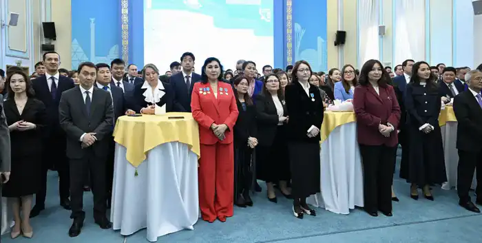 В преддверии Дня Республики в МИД Казахстана состоялось торжественное собрание (3)