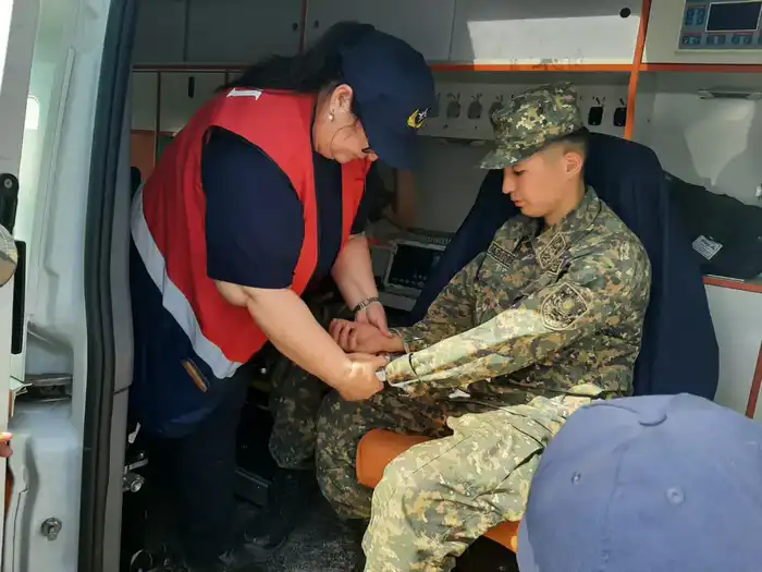 Медики МЧС: о мужестве, профессионализме и самоотверженности (9)