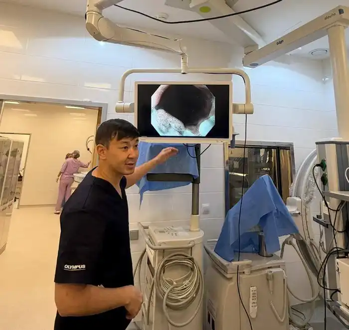 ВЕДУЩИЕ ВРАЧИ ЭНДОСКОПИСТЫ НИИКВБ ПРОВЕЛИ МАСТЕР-КЛАССЫ ДЛЯ УЗБЕКСКИХ КОЛЛЕГ (3)