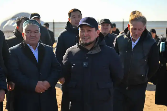 В Семее в рамках акции «Абайға құрмет» началось строительство первого объекта (5)