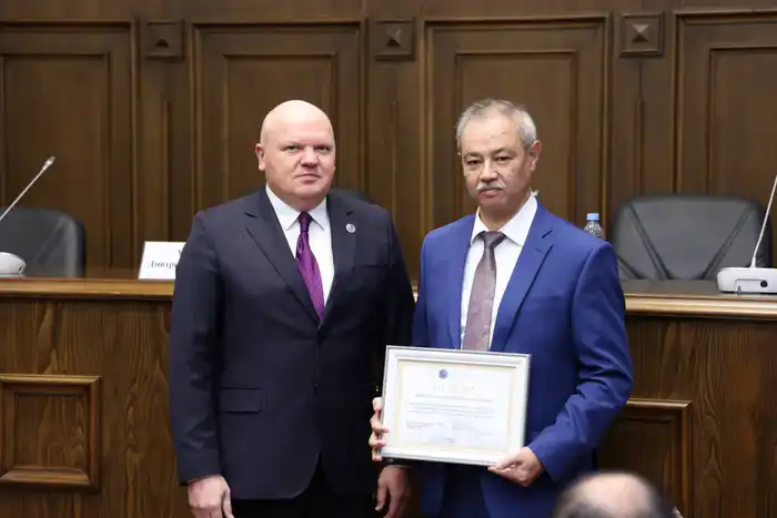 В Академии правосудия при Высшем Судебном Совете Республики Казахстан впервые состоялись курсы переподготовки для председателей районных судов всех регионов страны (3)