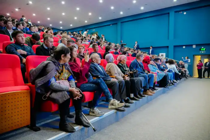 Аким Астаны встретился с жителями ЖМ «Уркер» (5)