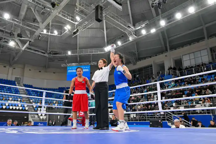 В Семее проходят финальные поединки чемпионата Казахстана по боксу (4)