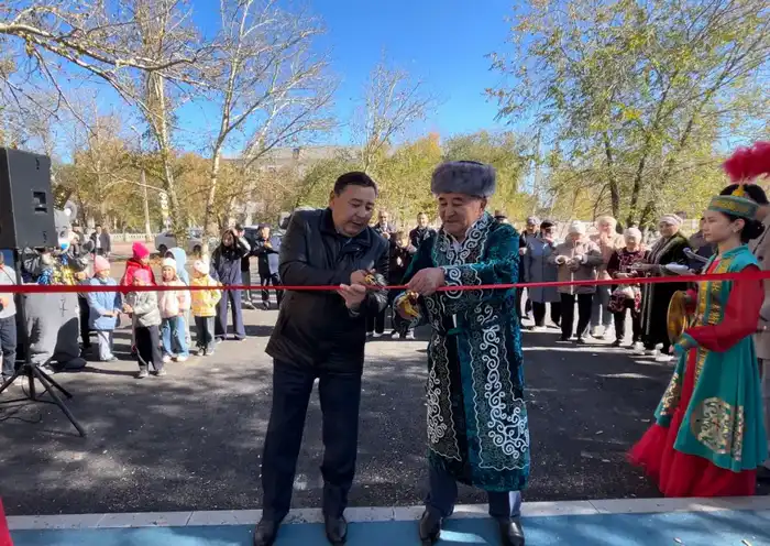 В Ерейментауском районе благоустроены 8 дворов и дворовых территории (3)