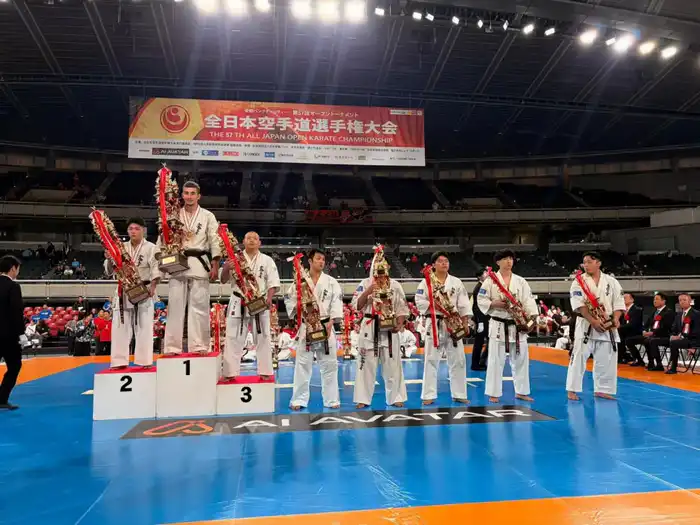 Астанинский каратист Анджей Кинзерский одержал историческую победу на чемпионате Японии (5)