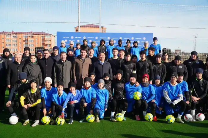 В Кокшетау открыт футбольный стадион, построенный в рамках программы FIFA Arena (10)