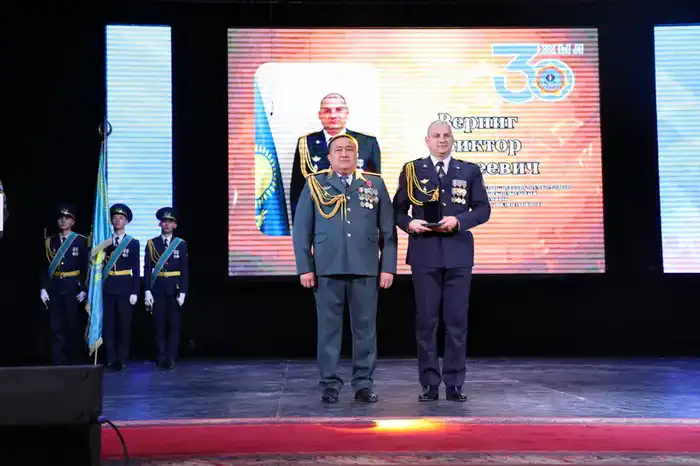 Спасателей Карагандинской области поздравили с профессиональным праздником (5)