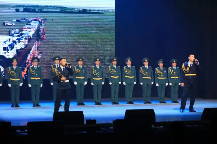 В Актобе прошла торжественная церемония, посвященная 30-летию службы по чрезвычайным ситуациям (5)
