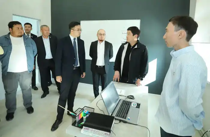 Нурдаулет Килыбай принял участие в открытии молодёжного ресурсного центра Каракиянском районе (3)