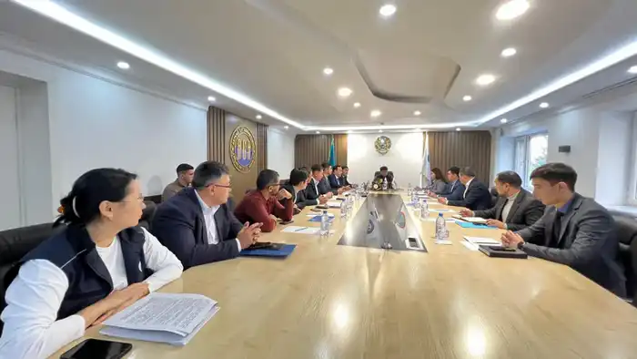 Приборизация коммунальной инфраструктуры набирает темп: в Астане обсудили цифровую трансформацию ЖКХ в рамках нацпроекта «МЭКС» (4)