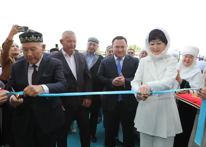 В ТУРКЕСТАНЕ ОТКРЫТ СОВРЕМЕННЫЙ ЦЕНТР ИСКУССТВ (3)