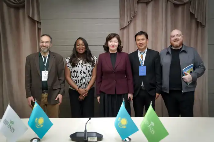 Наша задача — эффективно используя искусственный интеллект в системе образования, создать образовательную среду, где технологии нового поколения станут помощником — Министр просвещения Жулдыз Сулейменова (2)