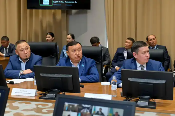 В области Абай обсудили актуальные вопросы развития агропромышленного комплекса и сельских территорий (3)