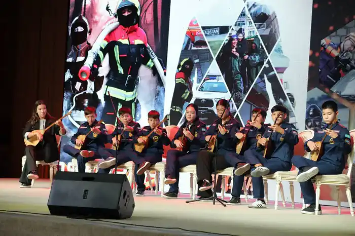 Аким Мангистауской области Нурдәулет Килыбай поздравил спасателей региона с профессиональным праздником (7)