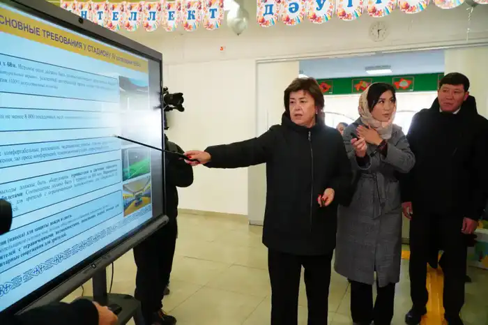 В Кокшетау открыт футбольный стадион, построенный в рамках программы FIFA Arena (8)