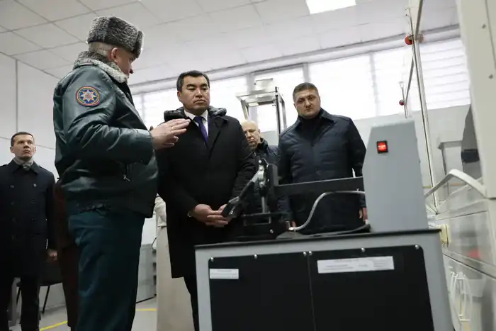 Чингис Аринов посетил ключевые подразделения МЧС Республики Беларусь (4)