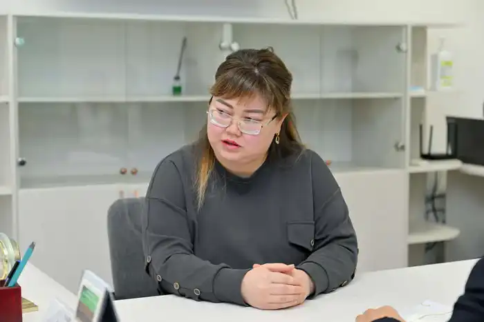 Глава региона принял граждан по личным вопросам (2)