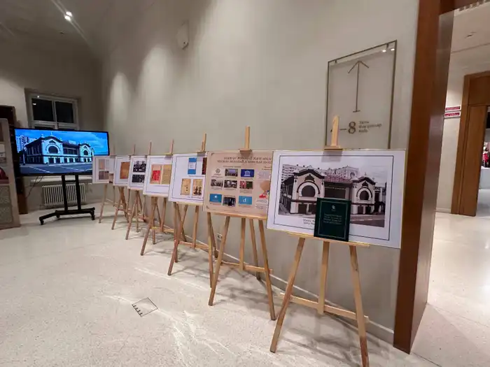 Делегация Северо-Казахстанской области во главе с Гауезом Нурмухамбетовым возложила цветы к памятнику великому казахскому писателю и мыслителю Абаю в городе Казань (10)