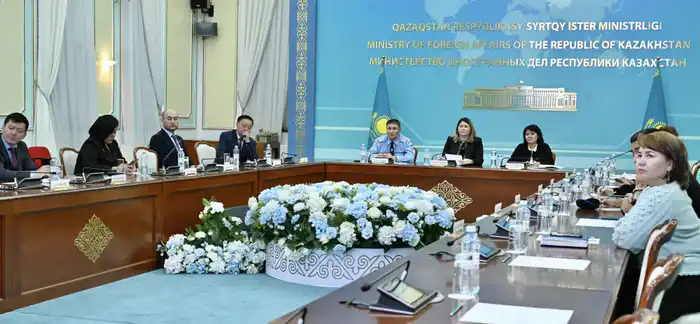 В МИД Казахстана обсудили социально-экономические и культурные права пожилых людей (3)