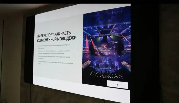 Министр туризма и спорта провёл личный приём граждан (2)