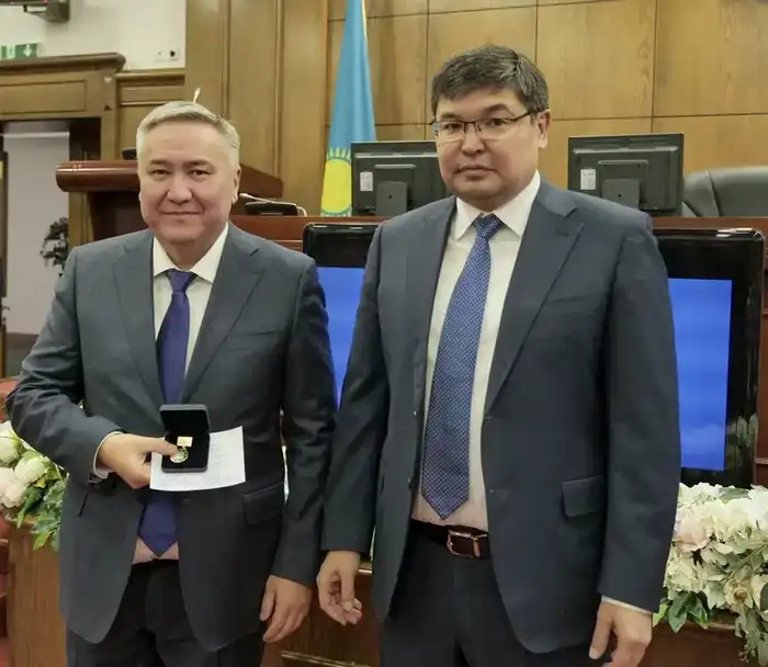 В Министерстве финансов состоялось торжественное мероприятие, посвященное Дню национальной валюты (2)