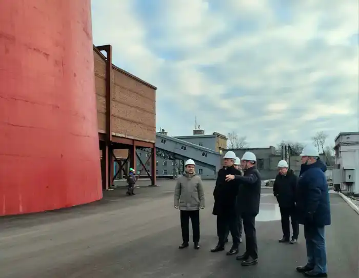 Петропавловская ТЭЦ-2 вошла в отопительный сезон с новой дымовой трубой (3)