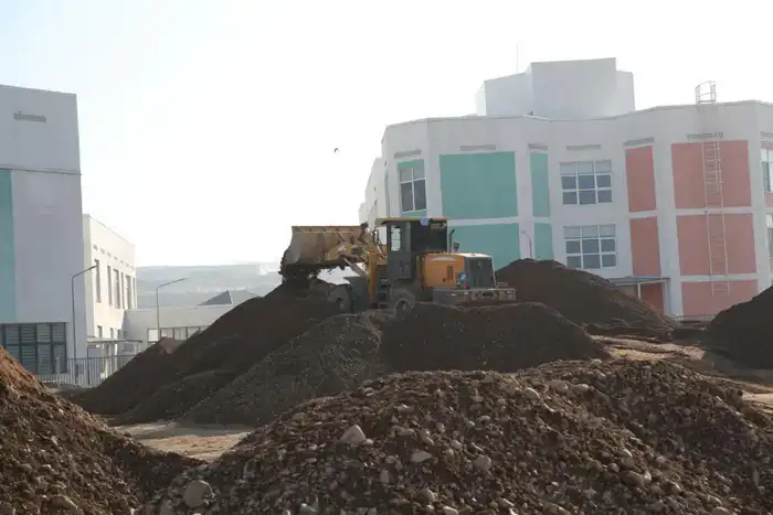 Аким Алматы Дархан Сатыбалды в ходе рабочего объезда встретился с жителями микрорайона «Рахат-Мадениет» (3)