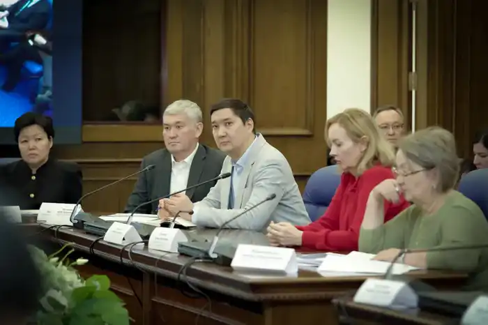 В Казахстане создана рабочая группа по внедрению искусственного интеллекта в сферу образования (3)