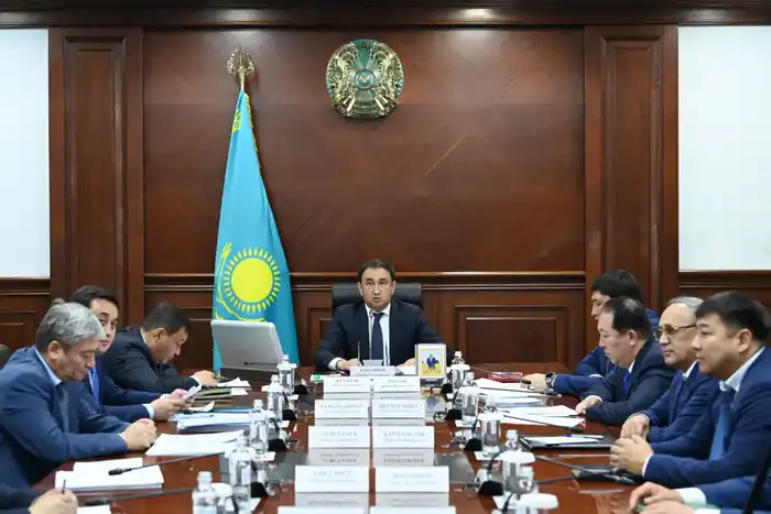 Обсуждены вопросы развития инфраструктуры спорта и массового спорта (5)