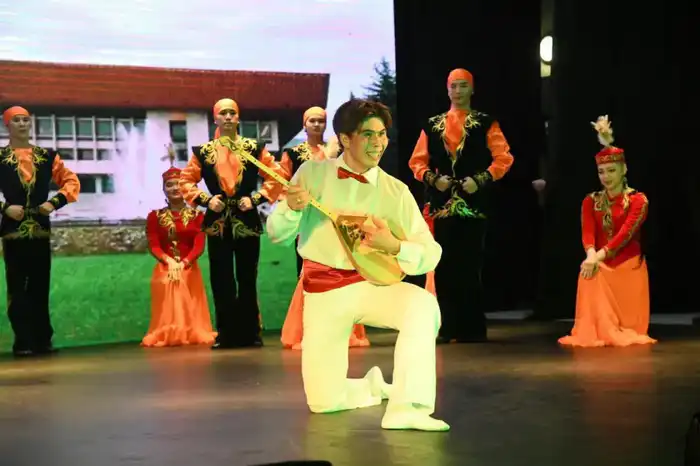 В столице прошел специальный хореографический спектакль, посвященный 100-летию Нургисы Тлендиева (5)