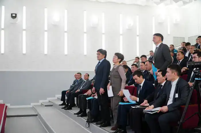 Аким области поручил предусмотреть субсидирование тарифа на водоснабжение в Степногорске (3)