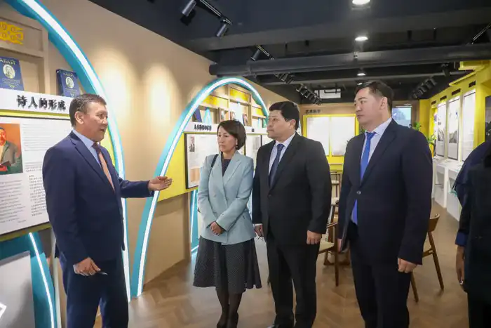 Центр культурных исследований «Шакарим» открылся при Китайском Xi'an Jiaotong University (5)